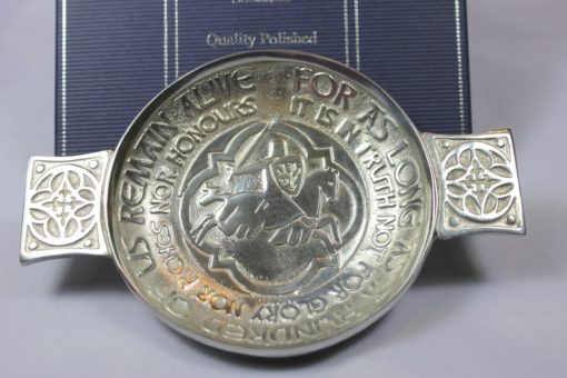 https://www.onemoregift.co.uk/product/Pewter-Toasting-Quaich -Declaration of Arbroath