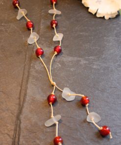 https://www.onemoregift.co.uk/product/scottish-seaglass-white- red -foiled- beads-knotted-waxed-cord-necklace/