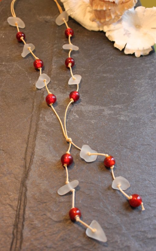 https://www.onemoregift.co.uk/product/scottish-seaglass-white- red -foiled- beads-knotted-waxed-cord-necklace/